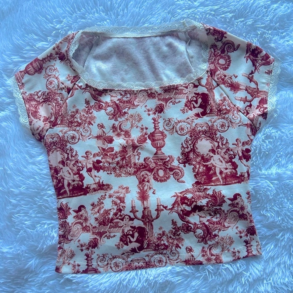 Chic Red Patterned Women's Short Sleeve Top